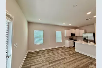 4067 Pendragon Cir, Milton, FL 32583 - Photo 5