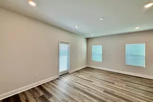 4067 Pendragon Cir, Milton, FL 32583 - Photo 7
