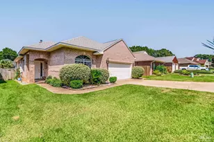 3023 Oak Pointe Dr, Pensacola, FL 32505 - Photo 5