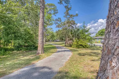 107 SE Gilliland Rd, Pensacola, FL 32507 - Photo 41