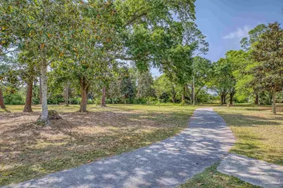 107 SE Gilliland Rd, Pensacola, FL 32507 - Photo 43