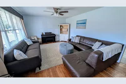 8920 Jupiter Dr, Pensacola, FL 32507 - Photo 11