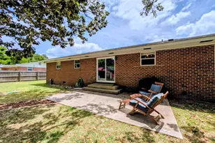 8920 Jupiter Dr, Pensacola, FL 32507 - Photo 3
