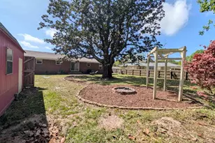 8920 Jupiter Dr, Pensacola, FL 32507 - Photo 5
