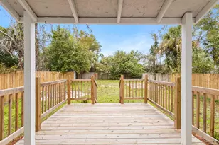 1010 W Gregory St, Pensacola, FL 32502 - Photo 9