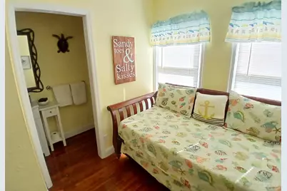 111 SE Syrcle Dr, Pensacola, FL 32507 - Photo 15