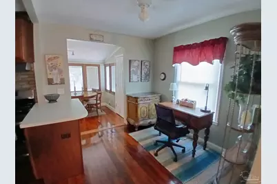 111 SE Syrcle Dr, Pensacola, FL 32507 - Photo 5
