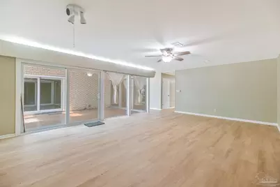 8033 Hendrix Ave, Pensacola, FL 32514 - Photo 43
