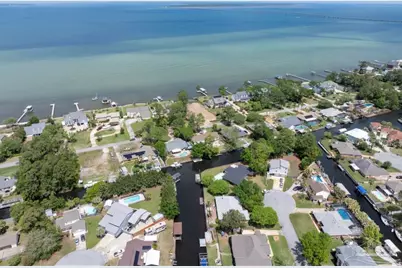 2952 Coral Strip Pkwy, Gulf Breeze, FL 32563 - Photo 5