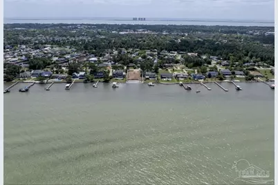 2952 Coral Strip Pkwy, Gulf Breeze, FL 32563 - Photo 9