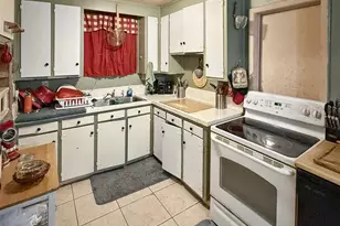 8511 Cherry Ave, Pensacola, FL 32534 - Photo 7