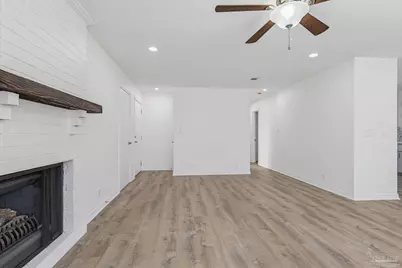 863 Amberway Dr, Pensacola, FL 32506 - Photo 13