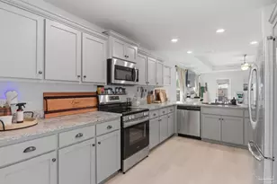 601 Sand Pne Rd, Cantonment, FL 32533 - Photo 7