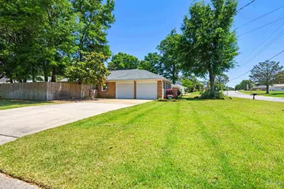 2102 Semur Rd, Pensacola, FL 32503 - Photo 3