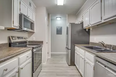 7171 N 9th Ave #C-3, Pensacola, FL 32504 - Photo 9
