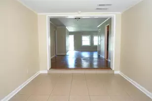 1019 E Burgess Rd, Pensacola, FL 32504 - Photo 13