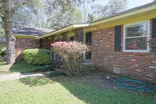 1019 E Burgess Rd, Pensacola, FL 32504 - Photo 5