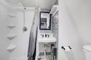 913 E Lloyd St, Pensacola, FL 32503 - Photo 27