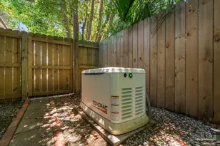 1414 E Moreno St, Pensacola, FL 32503 - Photo 35