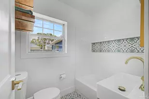 608 Edgewater Dr, Pensacola, FL 32507 - Photo 37