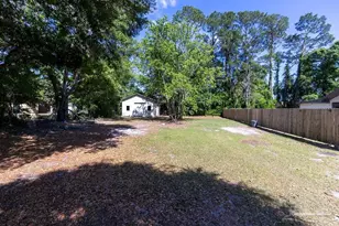 1106 Mills Ave, Pensacola, FL 32507 - Photo 29