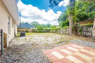 22 Laurie Dr, Fort Walton Beach, FL 32548 - Photo 9