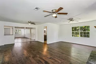 7245 Lockhart St, Pensacola, FL 32526 - Photo 11