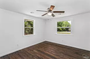 7245 Lockhart St, Pensacola, FL 32526 - Photo 17