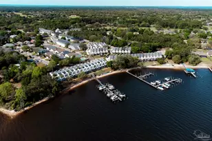 2895 Leah's Ln, Navarre, FL 32566 - Photo 5