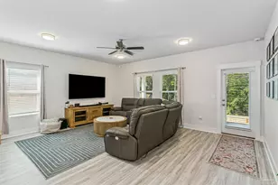 3087 Silver Maple Dr, Cantonment, FL 32533 - Photo 11