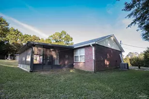 846 Candy Ln, Cantonment, FL 32533 - Photo 9
