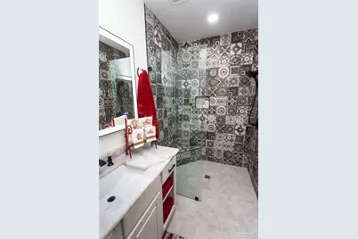 8725 Rush Ln, Pensacola, FL 32526 - Photo 37