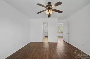 412 Strandview Dr, Pensacola, FL 32534 - Photo 17
