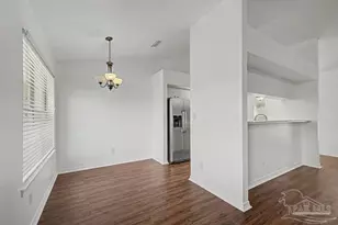 412 Strandview Dr, Pensacola, FL 32534 - Photo 9
