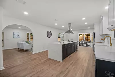5720 Avenida Robledal, Pensacola, FL 32504 - Photo 3