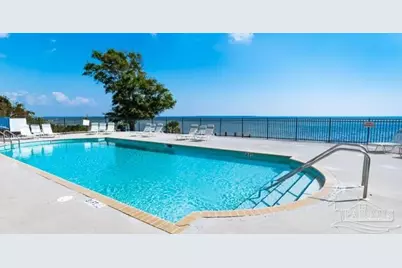 825 Bayshore Dr, Pensacola, FL 32507 - Photo 15