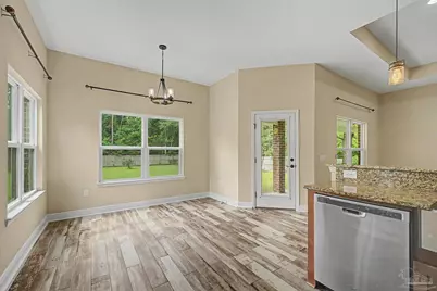 8135 Nevada St, Navarre, FL 32566 - Photo 19