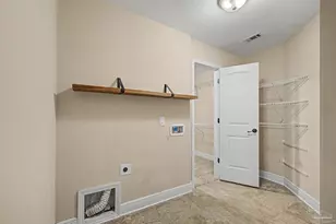 8135 Nevada St, Navarre, FL 32566 - Photo 11