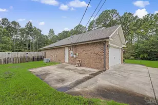 8135 Nevada St, Navarre, FL 32566 - Photo 7