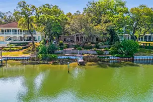 110 Highpoint Dr, Gulf Breeze, FL 32561 - Photo 3