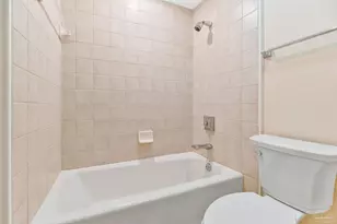 110 Highpoint Dr, Gulf Breeze, FL 32561 - Photo 39