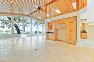 110 Highpoint Dr, Gulf Breeze, FL 32561 - Photo 23