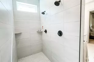 1633 E Hatton St, Pensacola, FL 32503 - Photo 11