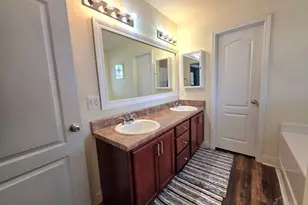 197 Millet Cir, Cantonment, FL 32533 - Photo 13