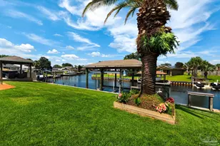 934 Aquamarine Dr, Gulf Breeze, FL 32563 - Photo 29