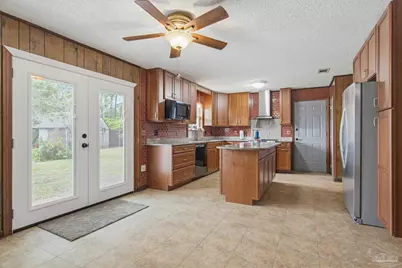 7227 Shelby Ln, Pensacola, FL 32526 - Photo 5