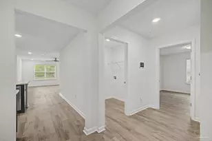 5886 Blackhorse Cir, Pensacola, FL 32526 - Photo 13