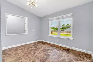 7933 Skyview Blvd, Navarre, FL 32566 - Photo 11