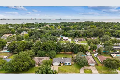 312 Florida Ave, Gulf Breeze, FL 32561 - Photo 37
