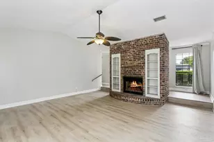 312 Florida Ave, Gulf Breeze, FL 32561 - Photo 13
